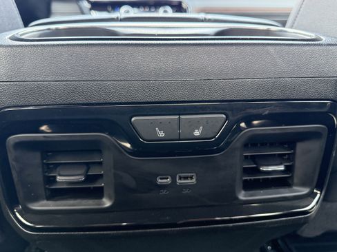 Used 2024 GMC Sierra 1500 AT4 image 54