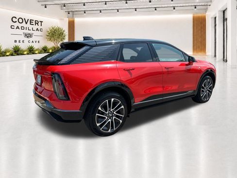Certified 2025 Cadillac Optiq Sport 1 AWD/4WD image 10