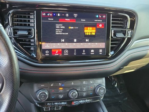 Certified 2024 Dodge Durango GT RWD image 12