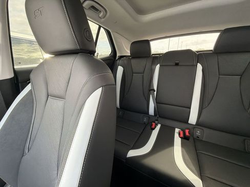 New 2026 Buick Envision Sport Touring AWD/4WD image 11