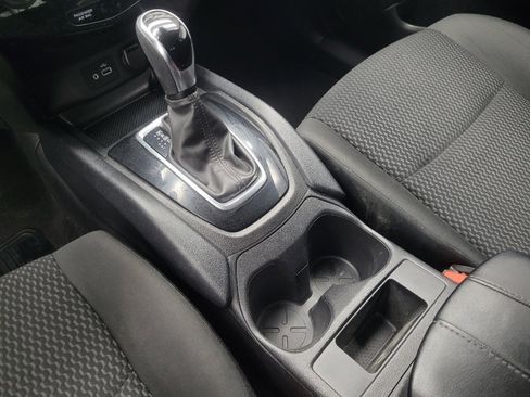 Used 2022 Nissan Rogue Sport S AWD/4WD image 26