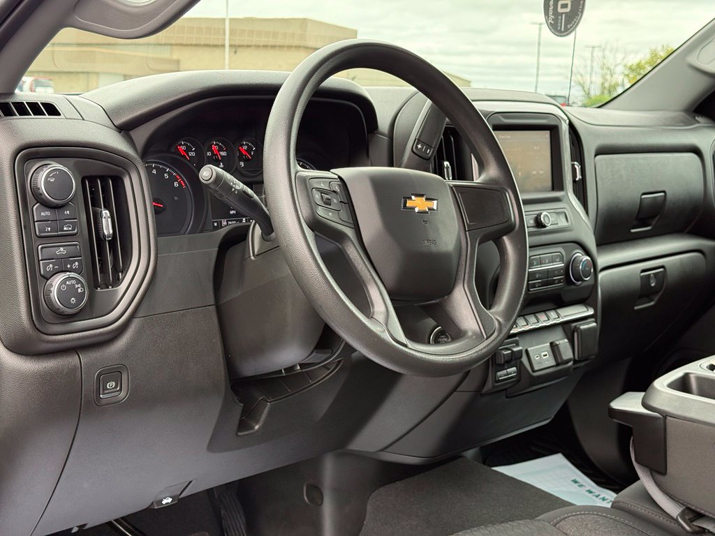 Used 2023 Chevrolet Silverado 1500 Custom AWD/4WD image 52