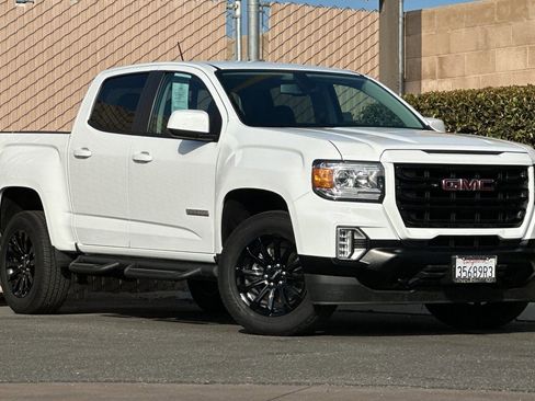Used 2022 GMC Canyon Elevation w/ Elevation Premium Package image 2
