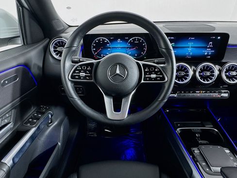 Certified 2022 Mercedes-Benz GLB 250 image 6