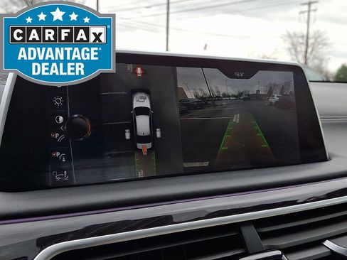 Used 2016 BMW 750i xDrive image 4