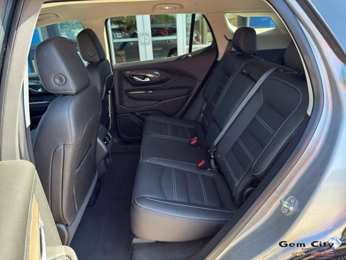 Used 2023 GMC Terrain Denali image 14
