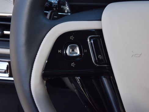 New 2026 Lincoln Corsair Reserve image 24