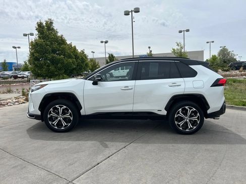 Used 2025 Toyota RAV4 XSE AWD/4WD image 5
