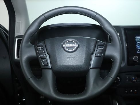 Certified 2024 Nissan Frontier SV w/ Hardbody Edition image 18