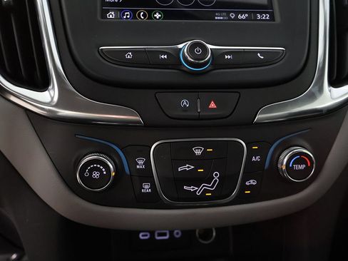 Used 2024 Chevrolet Equinox LS w/ LS Convenience Package FWD image 39