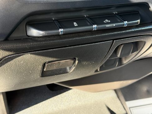 Used 2018 Chevrolet Silverado 1500 W/T w/ WT Convenience Package image 22