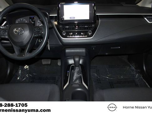 Used 2024 Toyota Corolla LE FWD image 9