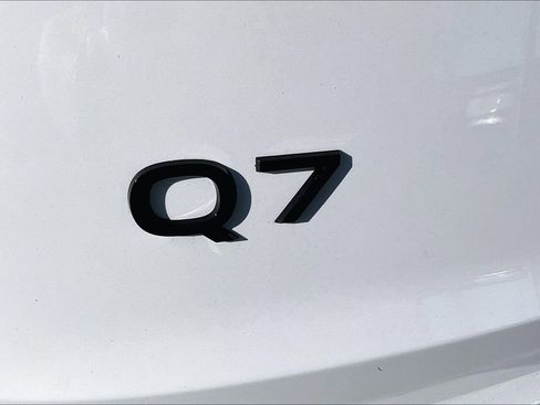 New 2025 Audi Q7 3.0T Premium Plus image 9