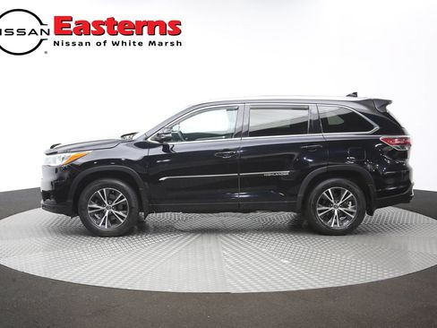 Used 2016 Toyota Highlander XLE AWD/4WD image 57