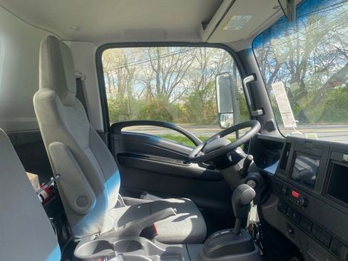 New 2025 Isuzu NPR HD image 27