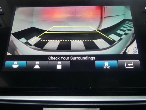 Used 2020 Honda Accord Touring image 13