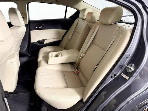 Used 2014 Acura ILX w/ Technology Package FWD image 35