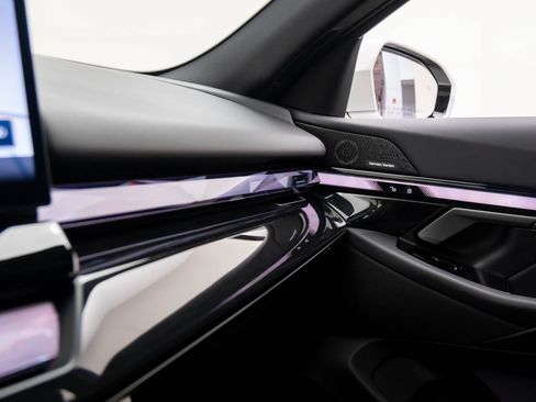 New 2026 BMW 530i xDrive 530i xDrive image 24