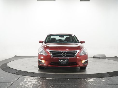 Used 2015 Nissan Altima 2.5 S w/ Power Driver Seat Package FWD image 9