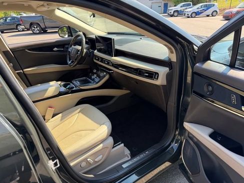 Certified 2023 Lincoln Nautilus Reserve w/ Luxury Package AWD/4WD image 31