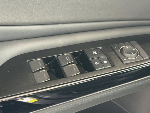 Certified 2025 Lexus ES 350 w/ Accessory Package (Z1) FWD image 13