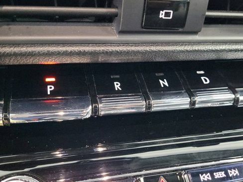 Used 2022 Lincoln Corsair FWD image 31