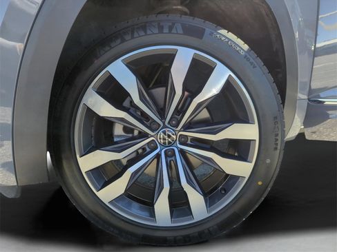 Used 2021 Volkswagen Atlas Cross Sport SEL R-Line image 48