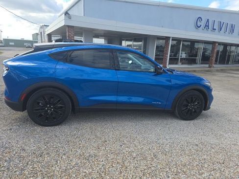 Used 2025 Ford Mustang Mach-E Select w/ Comfort Package Lite image 8