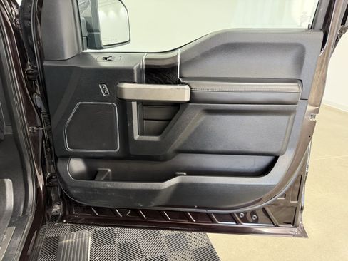 Used 2018 Ford F150 Platinum w/ Equipment Group 701A Luxury image 35