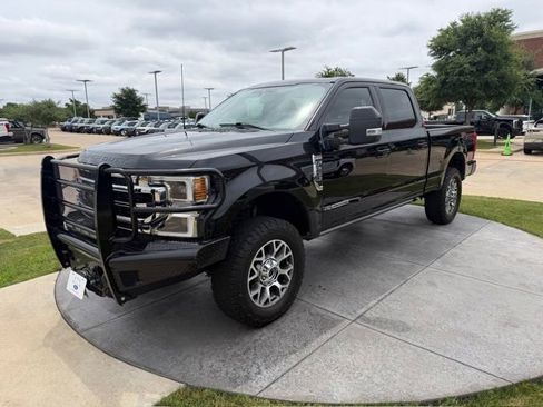 Used 2022 Ford F250 Lariat w/ Lariat Ultimate Package AWD/4WD image 4