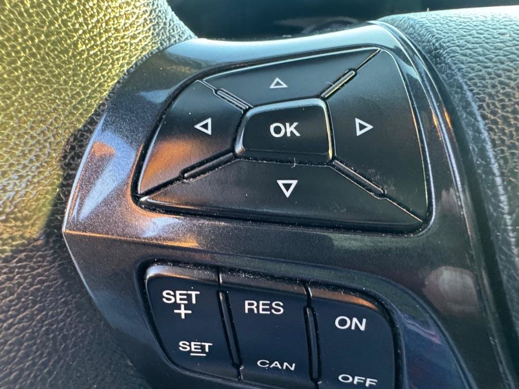 Used 2018 Ford Explorer XLT w/ Equipment Group 201A FWD image 22