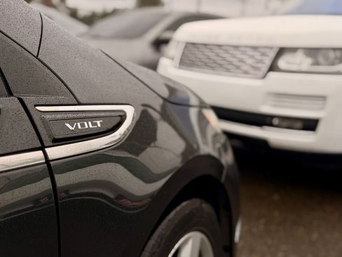 Used 2014 Chevrolet Volt Premium w/ Premium Trim Package image 15