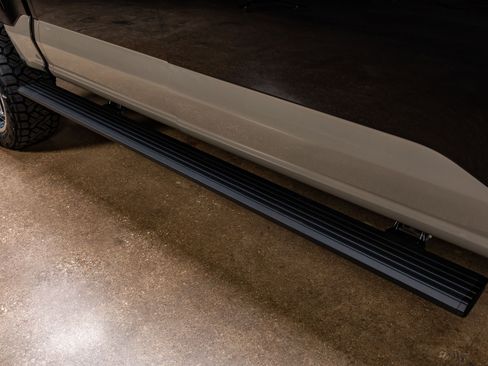 Used 2025 Ford F150 King Ranch w/ FX4 Off-Road Package image 13