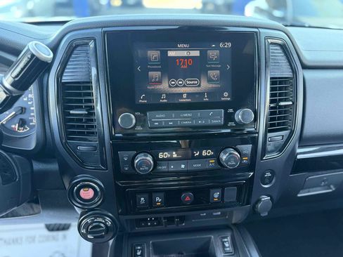 Used 2023 Nissan Titan SV w/ SV Convenience Package AWD/4WD image 17