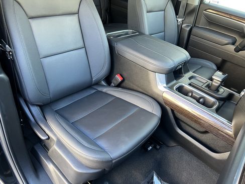 Used 2025 GMC Sierra 1500 Elevation w/ Elevation Premium Package image 21