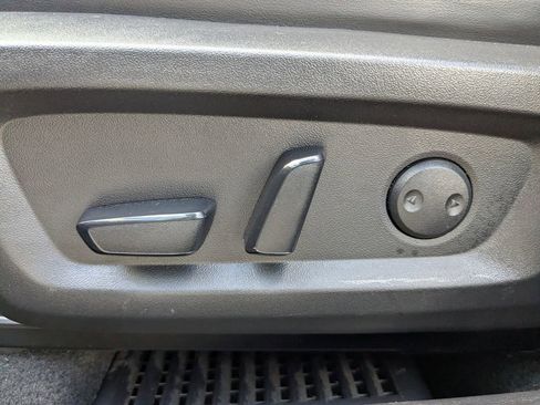 Used 2022 Mitsubishi Outlander SEL image 22