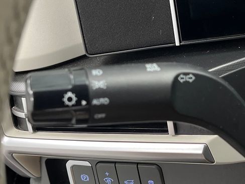 Used 2025 Hyundai Santa Fe SEL image 50