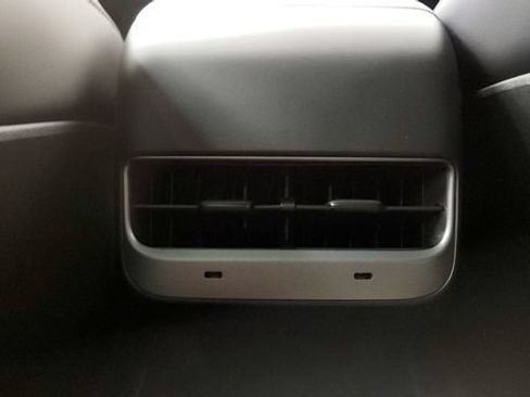 Used 2024 Tesla Model Y 2WD image 52