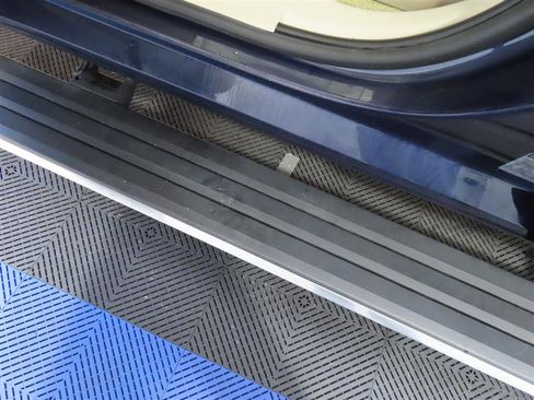 Used 2017 GMC Yukon Denali w/ Open Road Package image 16