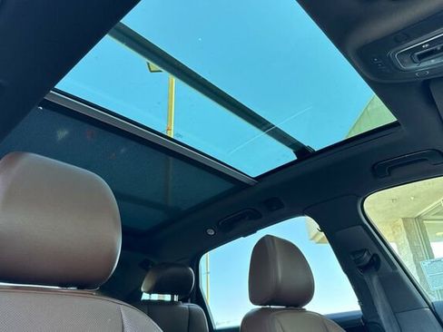 Used 2017 Audi Q7 3.0T Premium Plus w/ Premium Plus Package image 17