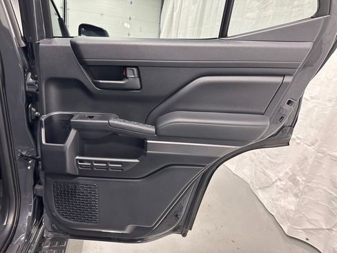 Used 2025 Toyota 4Runner SR5 image 51