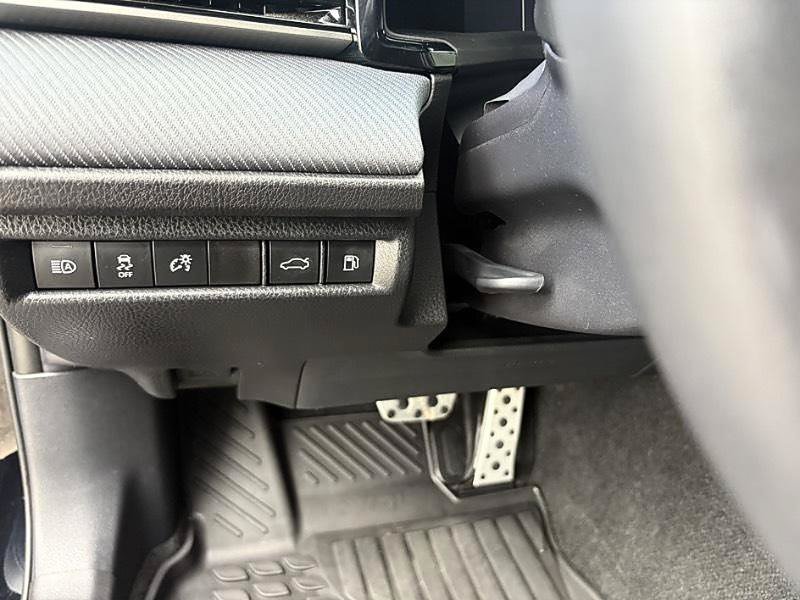 Used 2026 Toyota Camry SE FWD image 14