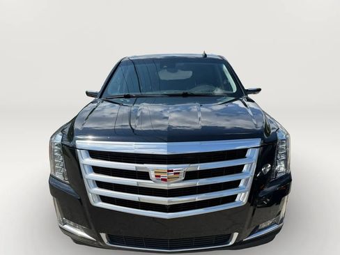 Used 2020 Cadillac Escalade ESV Luxury AWD/4WD image 8