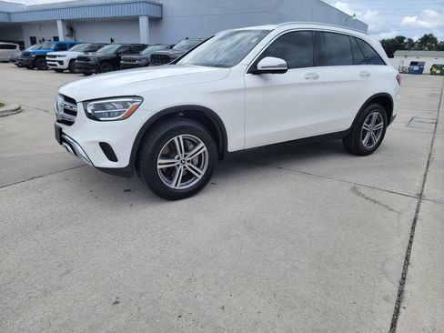 Used 2022 Mercedes-Benz GLC 300 4MATIC image 1