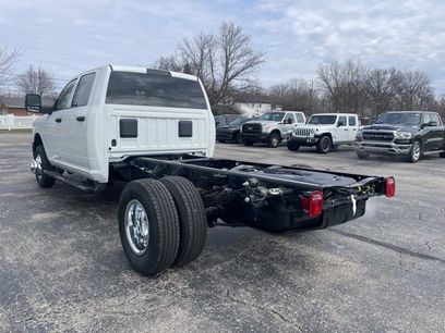 New 2026 RAM 3500 4x4 Crew Cab DRW