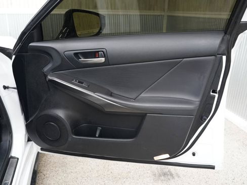 Used 2022 Lexus IS 350 F Sport AWD/4WD image 34