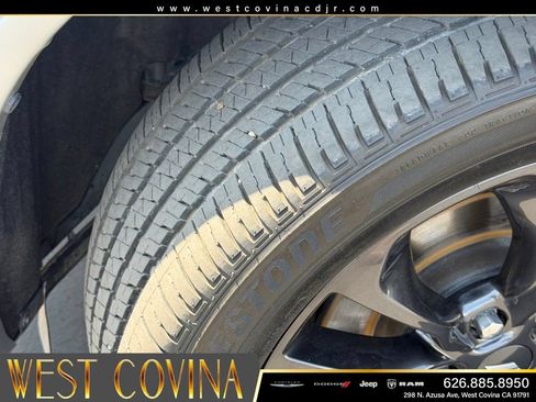 Used 2024 Dodge Durango GT w/ Blacktop Package AWD/4WD image 19