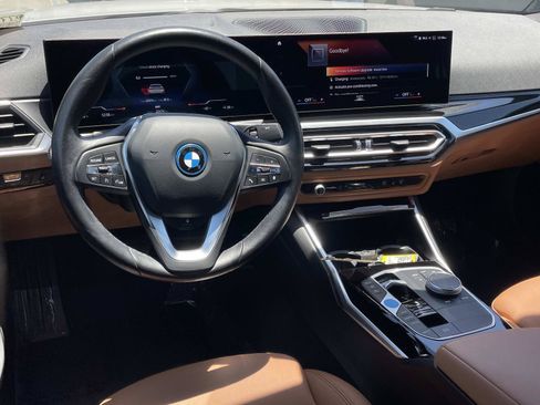 Certified 2023 BMW i4 eDrive40 w/ Premium Package RWD image 7