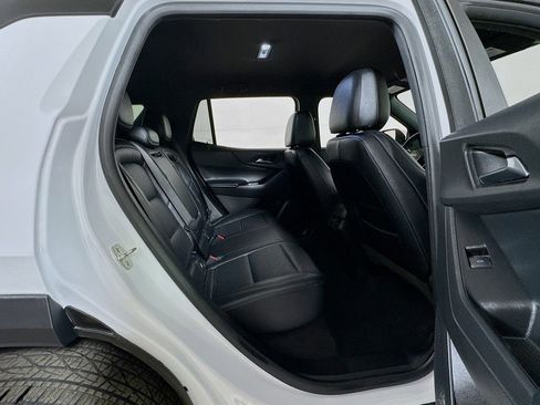 Used 2025 Chevrolet Equinox LT w/ Convenience Package II FWD image 25