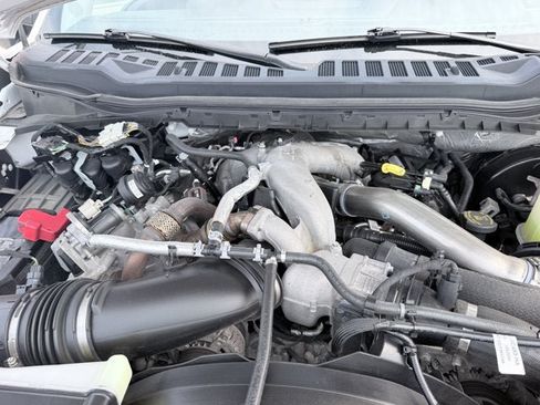 Used 2024 Ford F350 XLT AWD/4WD image 23